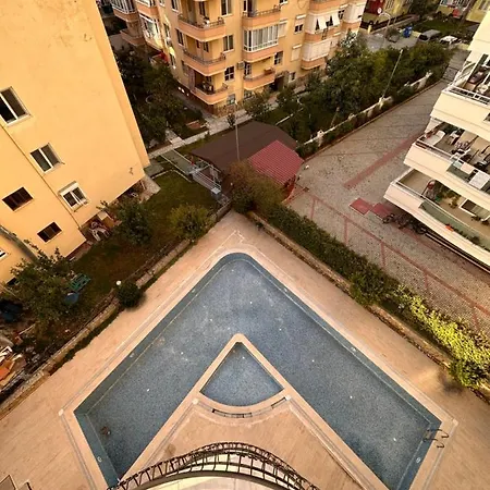 With Pool Apartament